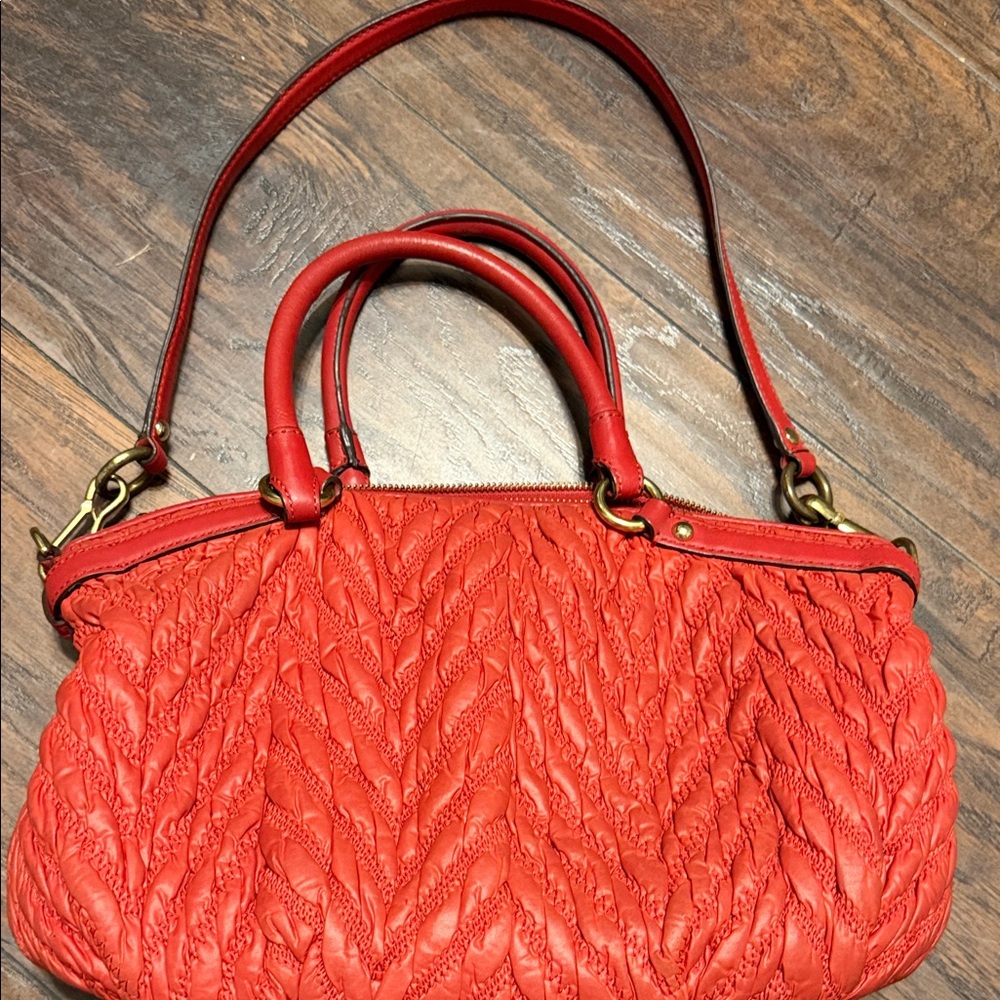 Coach Madison Chevron Nylon Quilted Shoulder Bag w Strap style no 18637 - Picture 4 of 8